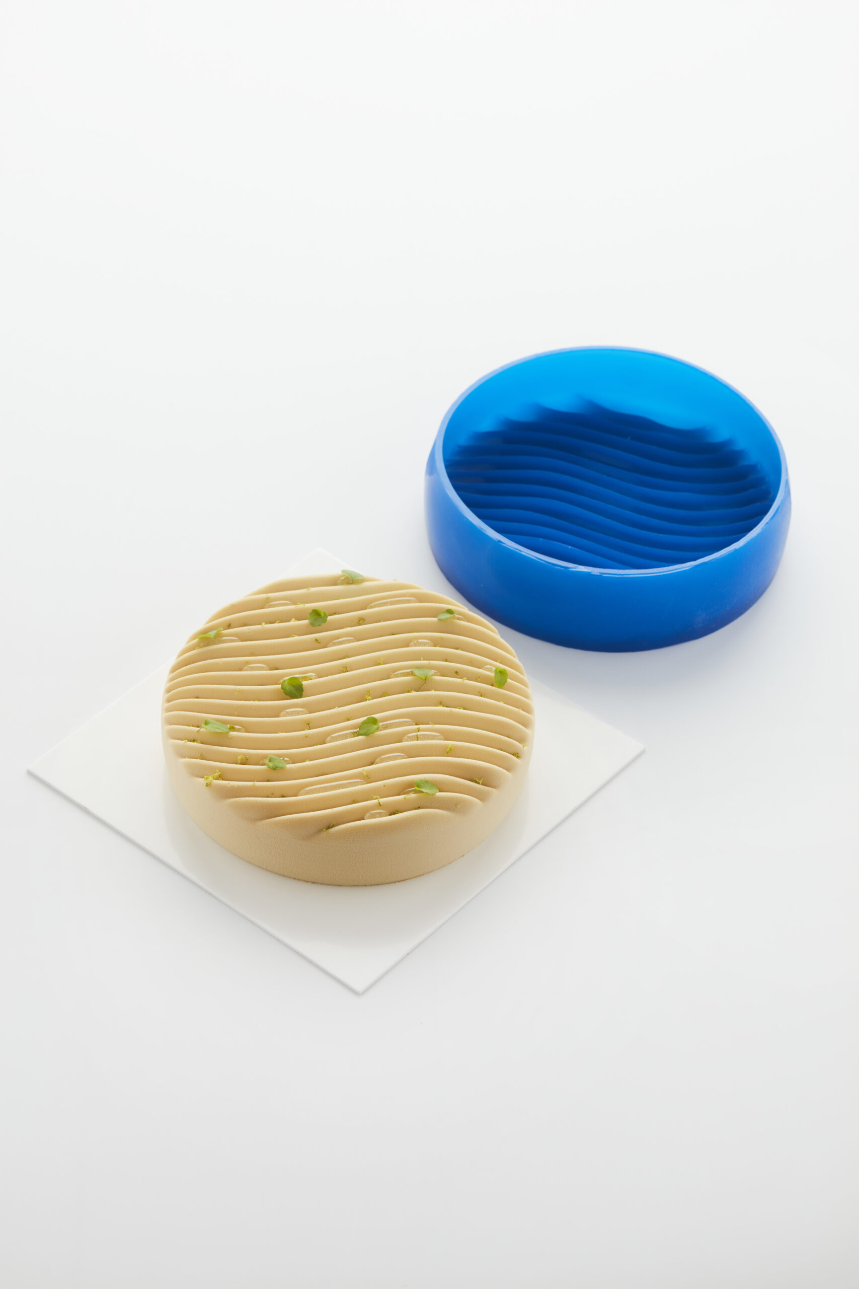Waved Cake Mold