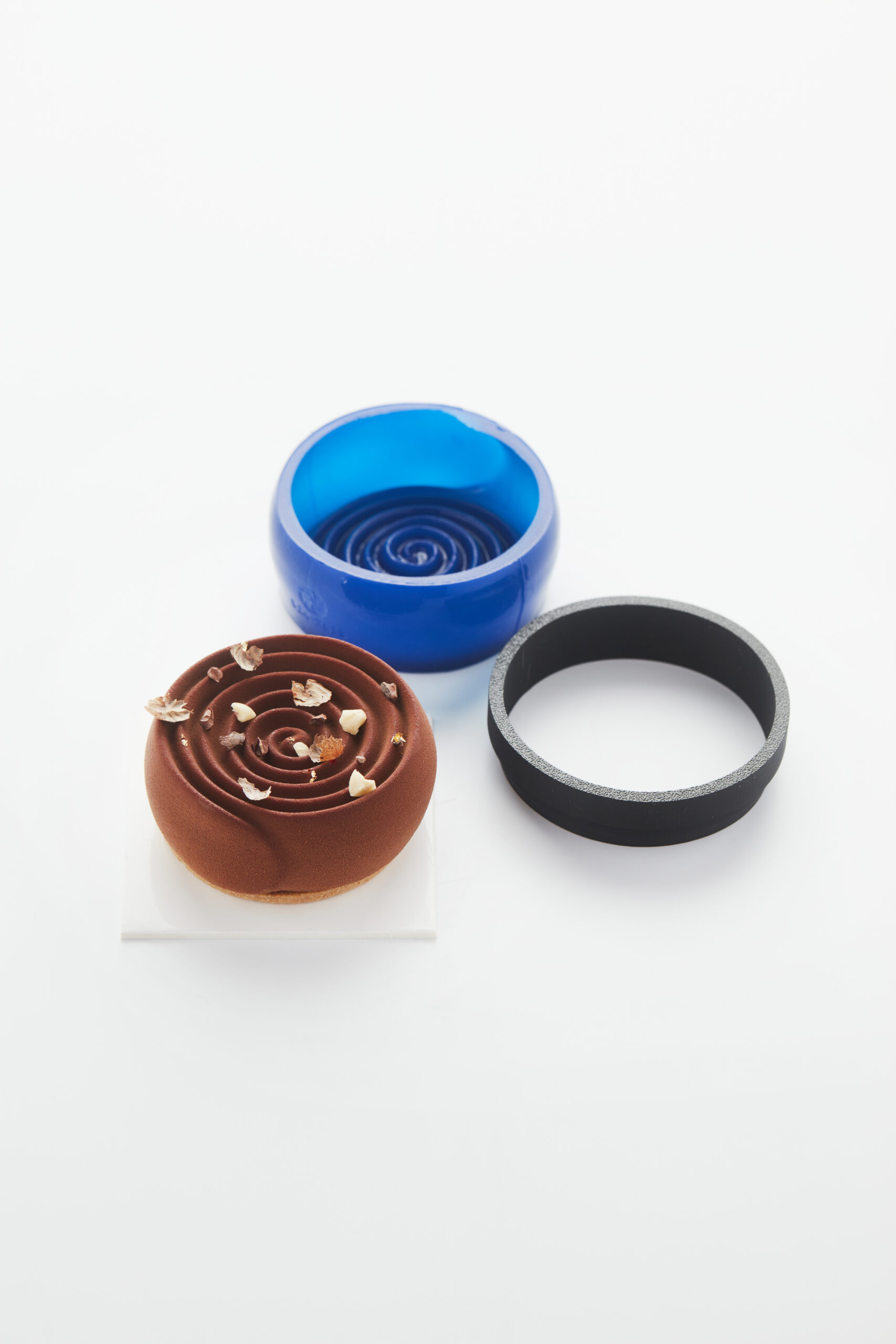 Spiral Singular Molds