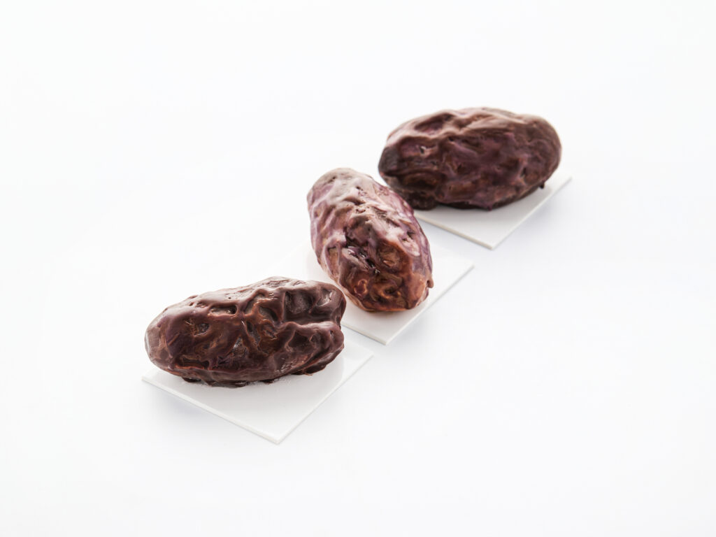 Realistic Date Molds
